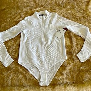 NIKE women long sleeve bodysuit